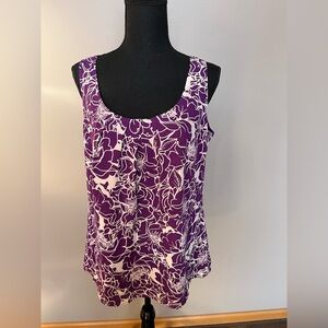 New Banana Republic purple floral pleated scoop neck blouse tank. Size m…